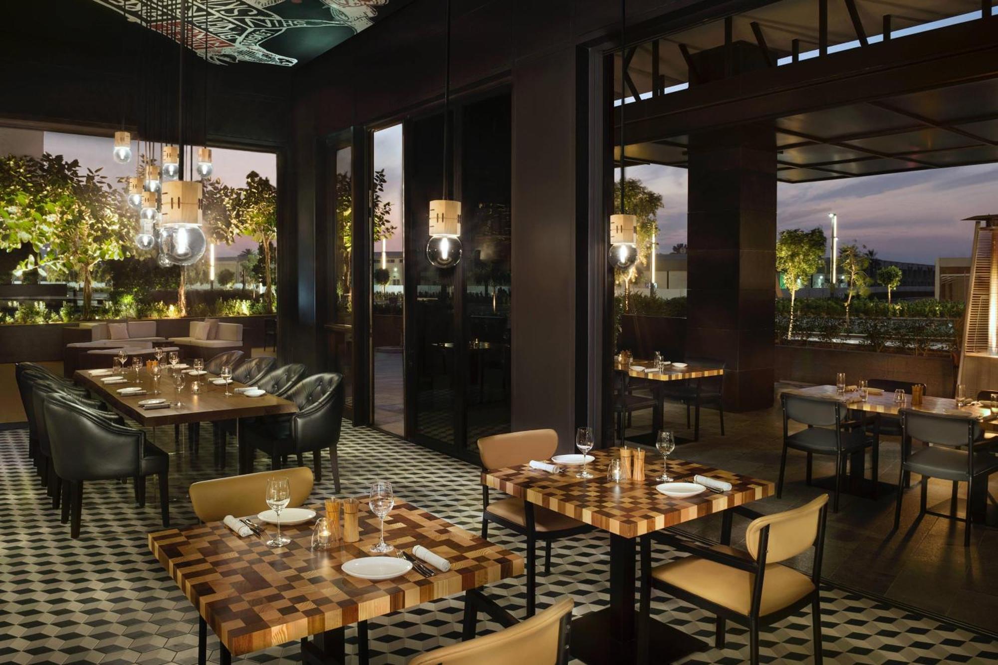La Ville Hotel & Suites City Walk Dubai, Autograph Collection Eksteriør bilde The interior of the restaurant