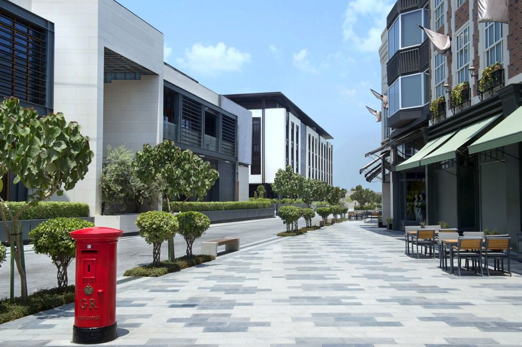 La Ville Hotel & Suites City Walk Dubai, Autograph Collection Eksteriør bilde The Village